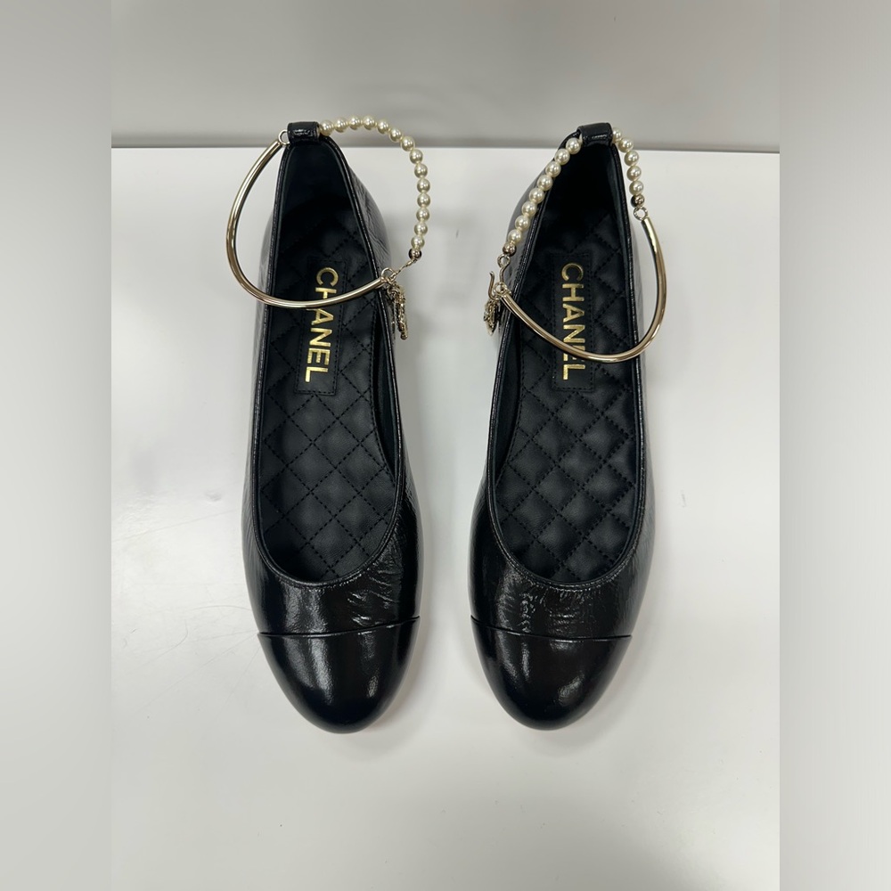 CHANEL Lambskin Patent Calfskin Cap Toe Ankle Chain Ballerina Flats in Black - Picture 3 of 13